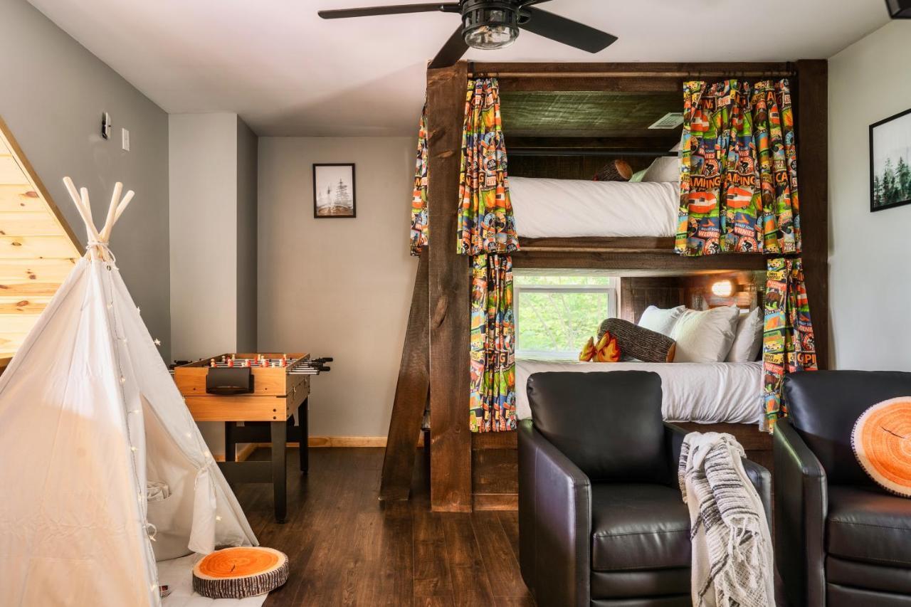 Mountainside - New Luxury Cabin-Fire Table-Hot Tub-3 Pools-Ps5-Bears Гатлинбург Экстерьер фото