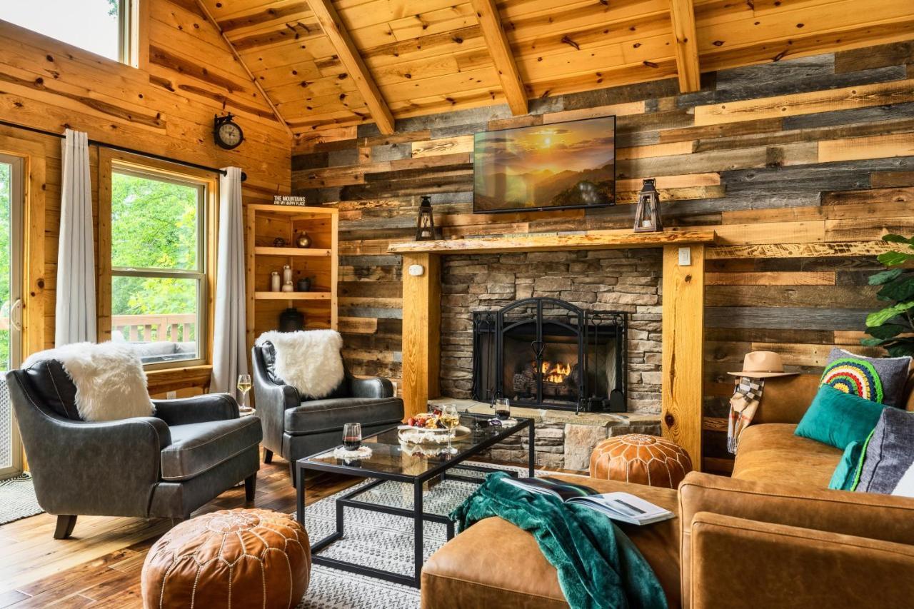 Mountainside - New Luxury Cabin-Fire Table-Hot Tub-3 Pools-Ps5-Bears Гатлинбург Экстерьер фото